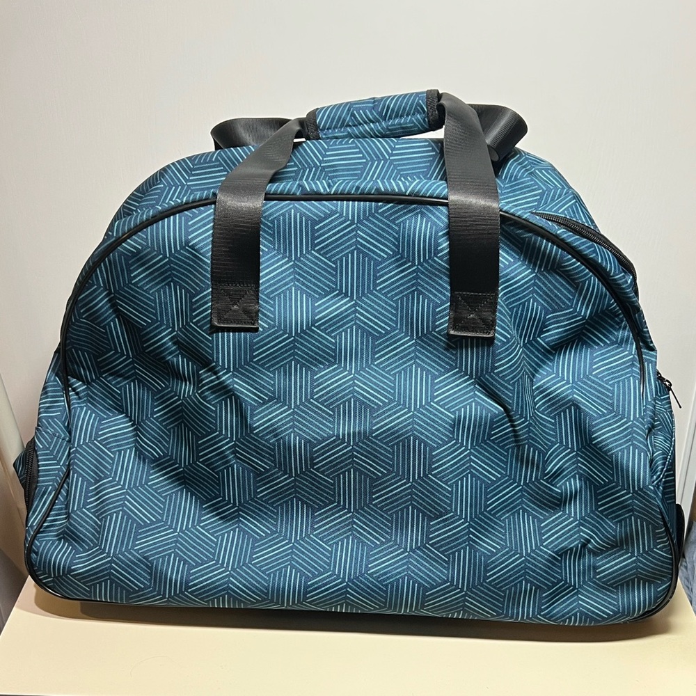 Rolling 22” Duffle Bag Geometric Blue Unisex